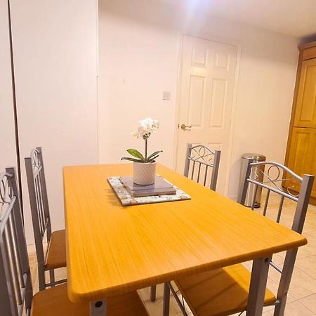 Lovely Double Room With En-Suite In Greenwich Лондон Екстер'єр фото